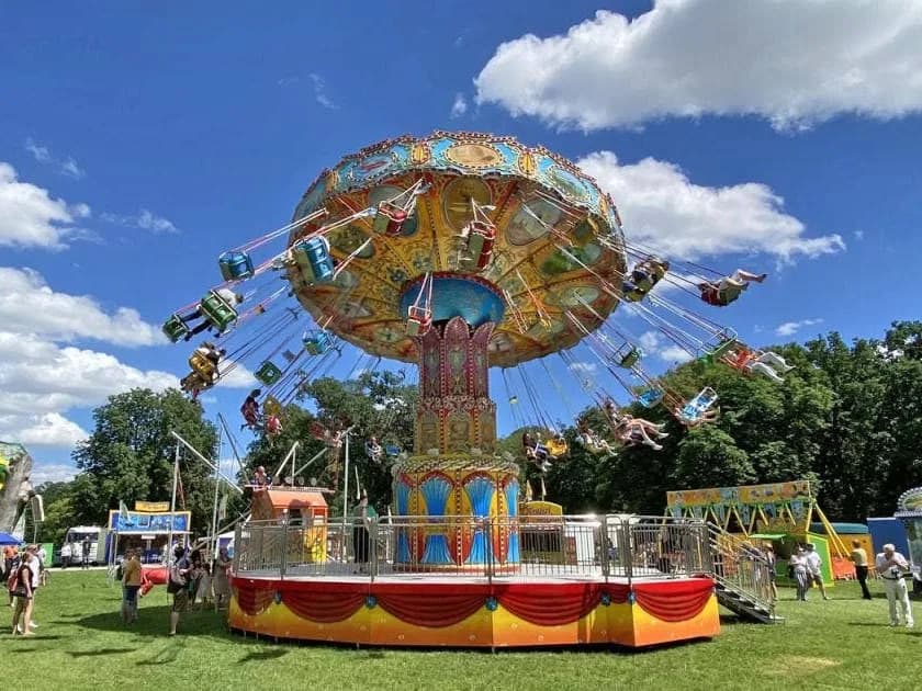 Family Folk Festival at Festplatz Wiesn