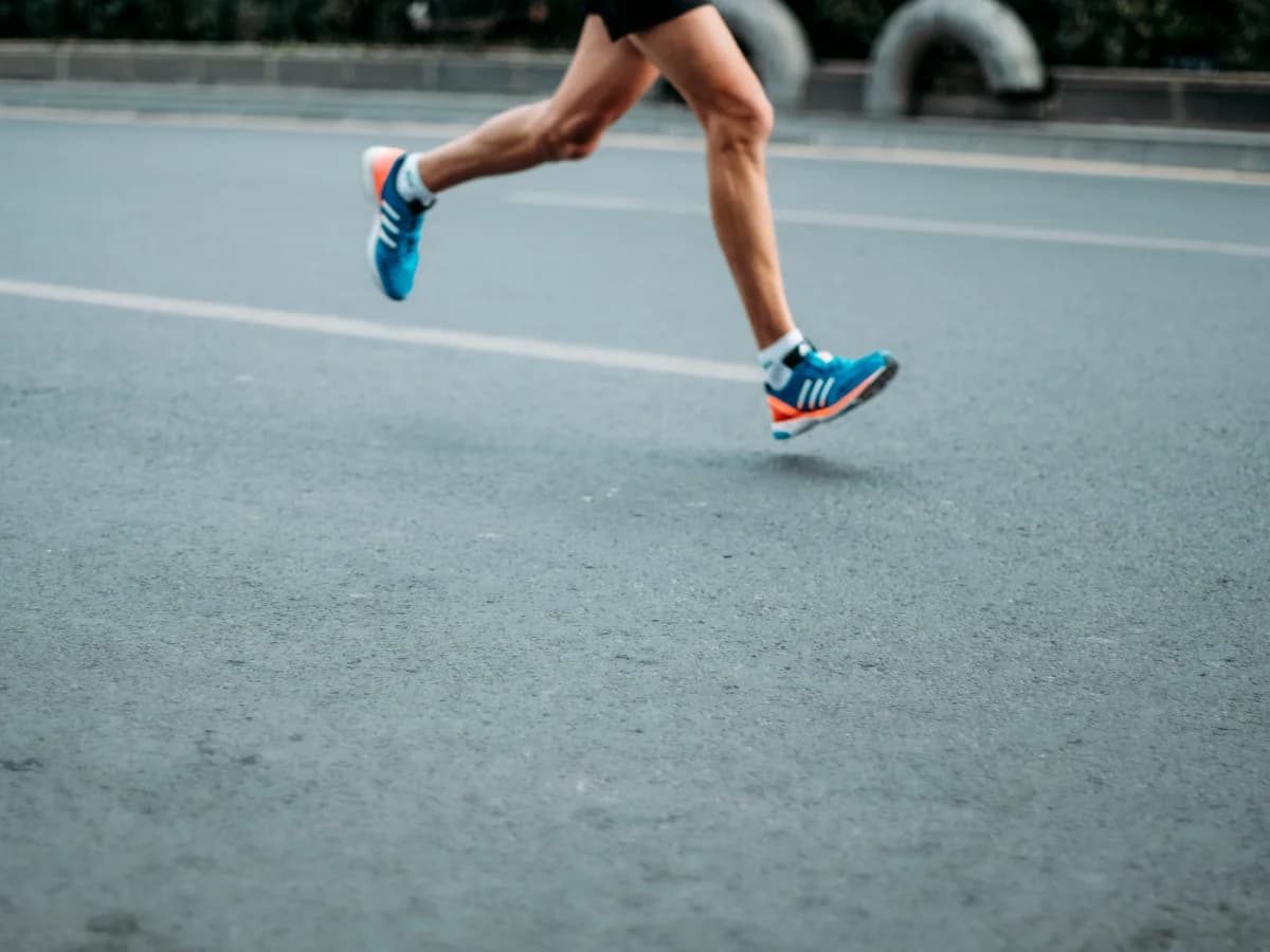 Run & Chill: Wednesday Intervals